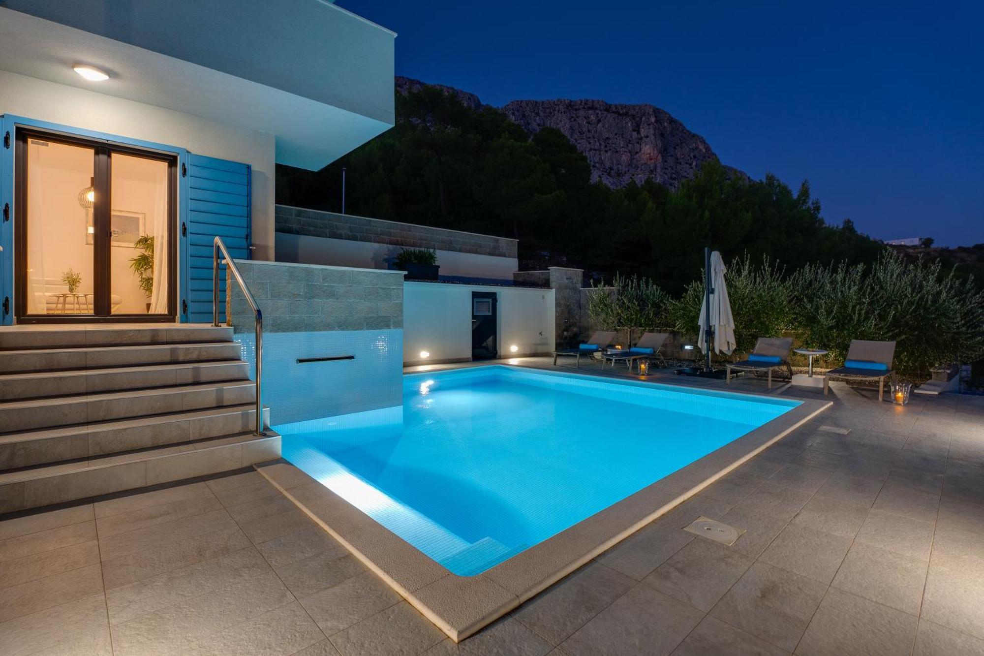 Villa Allegra With 32Msq Heated Pool, 300M Far From Sandy Beaches, Open Sea View Omis Ngoại thất bức ảnh